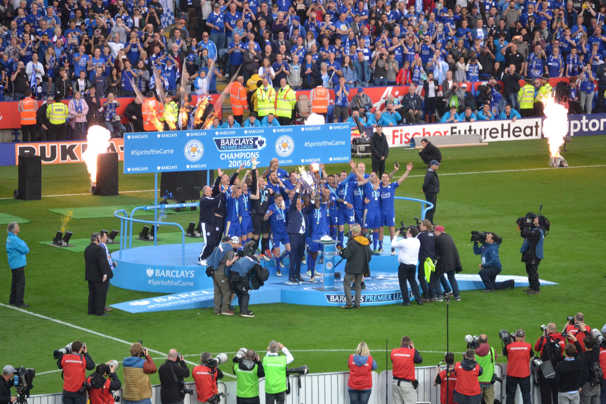 LCFC lift the Premier League Trophy